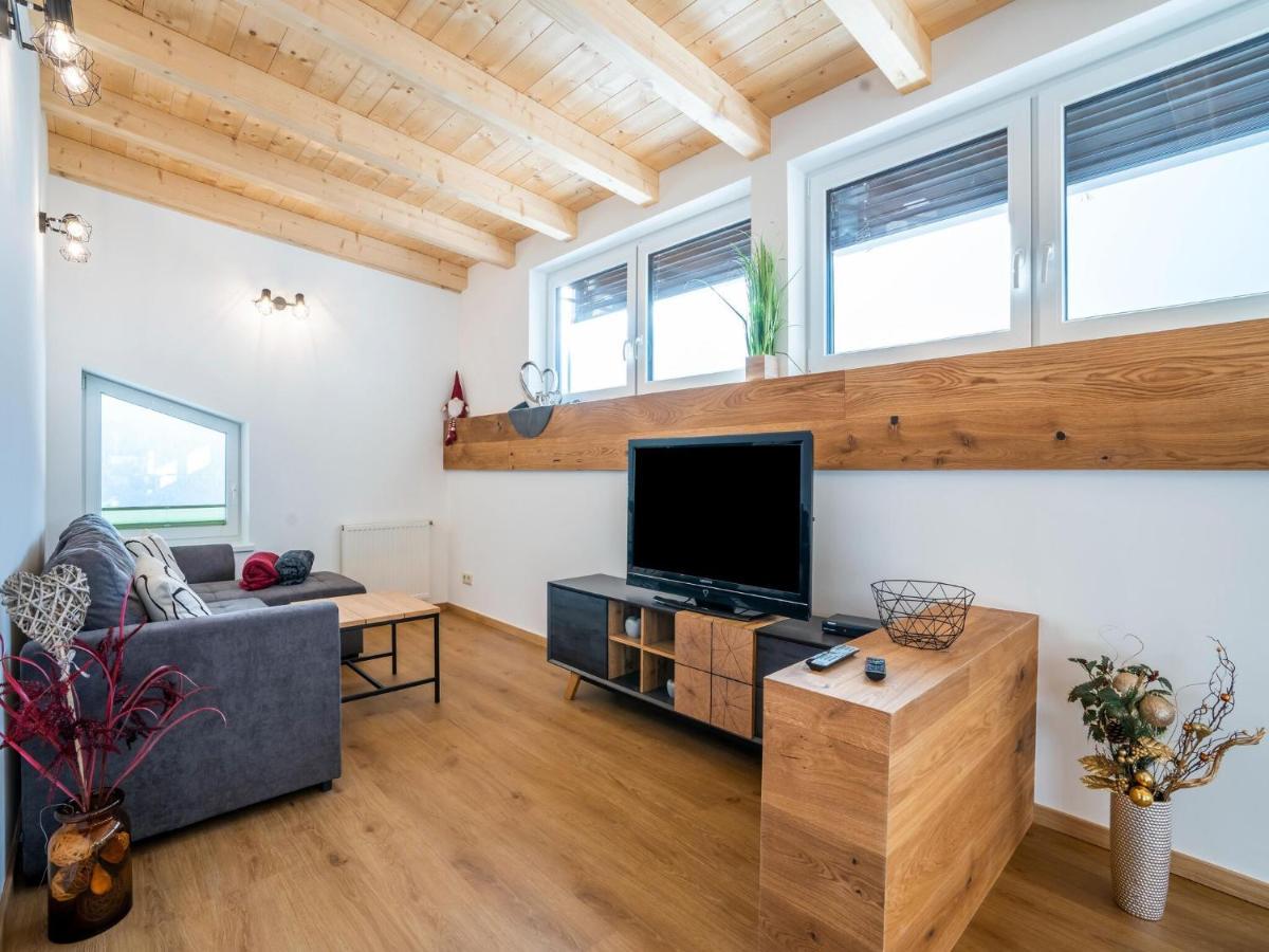 Apartment In Брамберг ам Вилдкогел Екстериор снимка
